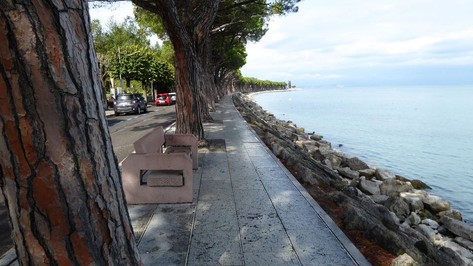 Peschiera Promenade